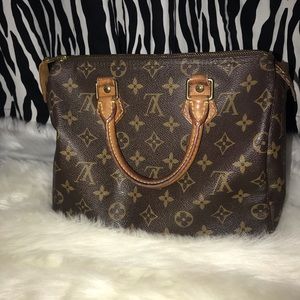 LOUIS VUITTON SPEEDY 25! SEMI-USED!